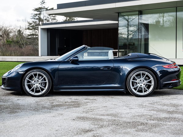 PORSCHE 991.2 C4 CABRIO